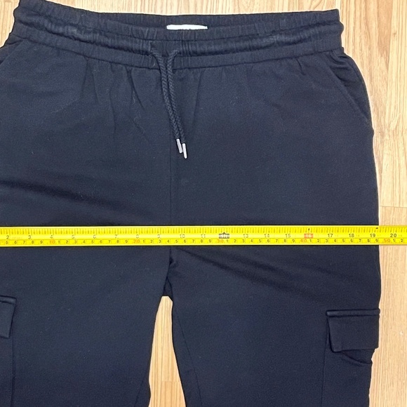 Twik by Simons cozy cotton cargo joggers with 4 pockets, M, black. - Picture 10 of 16